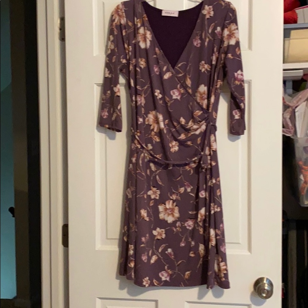 Gilli maternity wrap dress